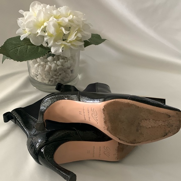 ROGER VIVIER Trompette Chelsea Booties - Picture 13 of 16